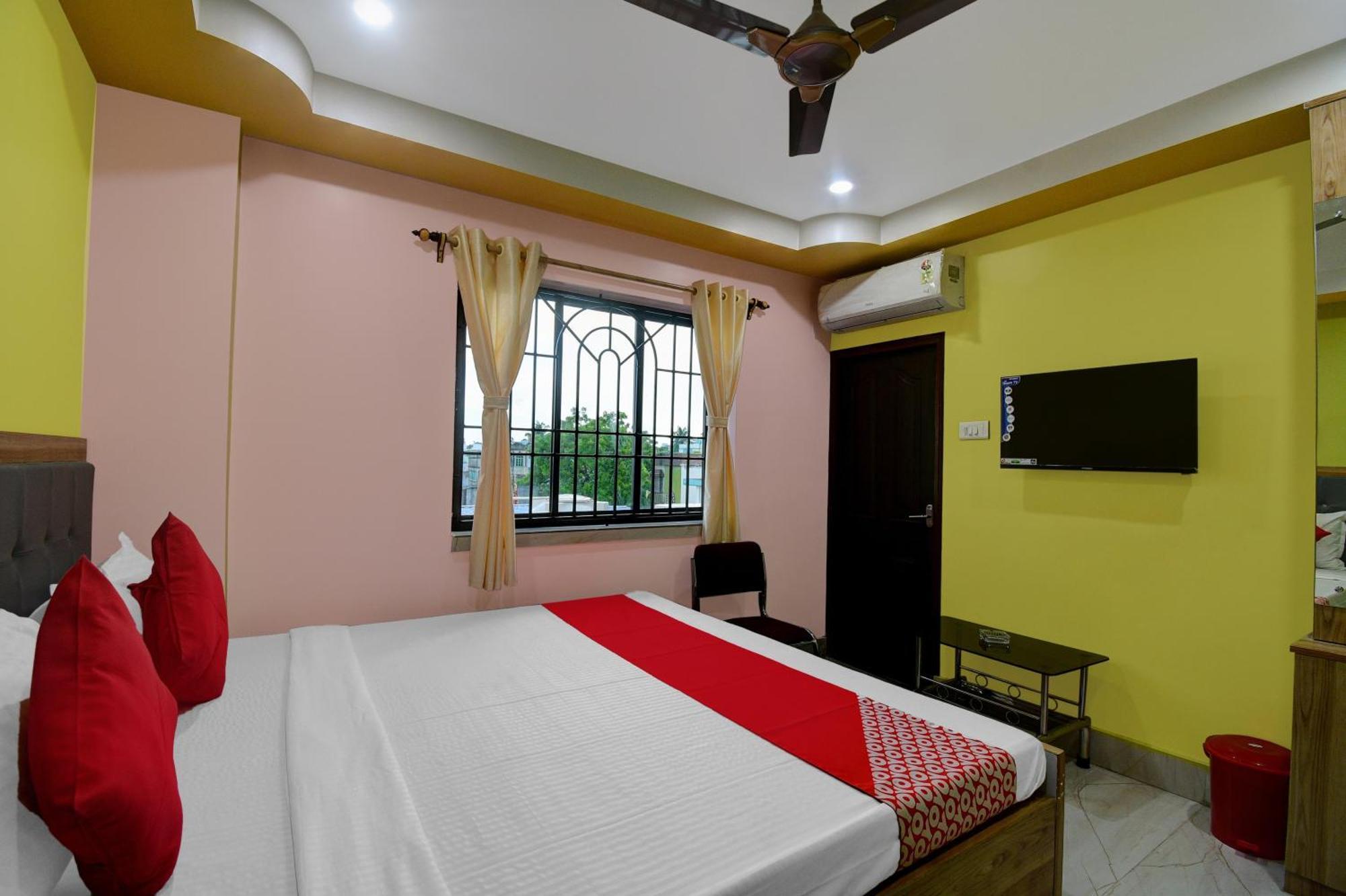 Hotel O Mahal And Restaurant Kanchrapara โกลกาตา ภายนอก รูปภาพ